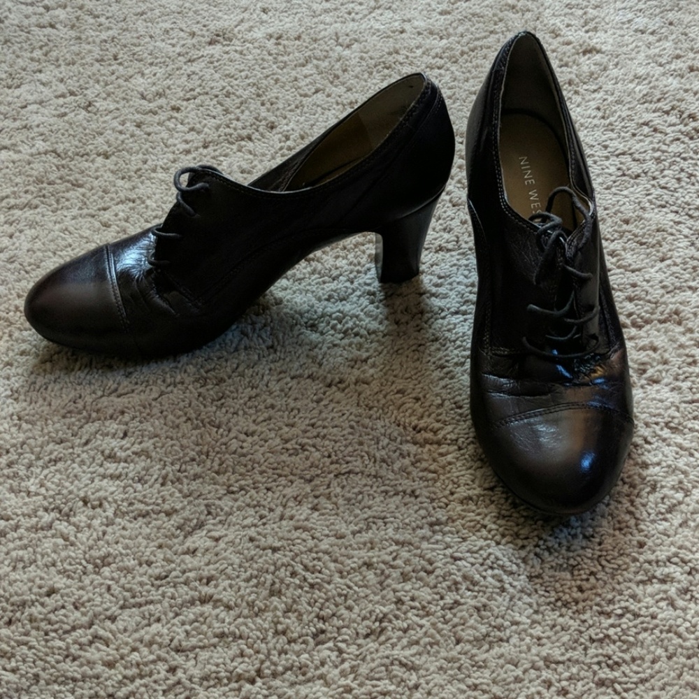 Nine West oxford heels